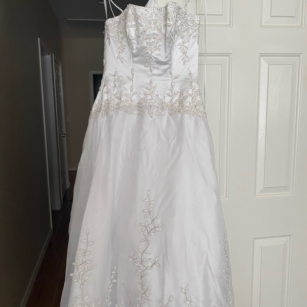 Wedding dress